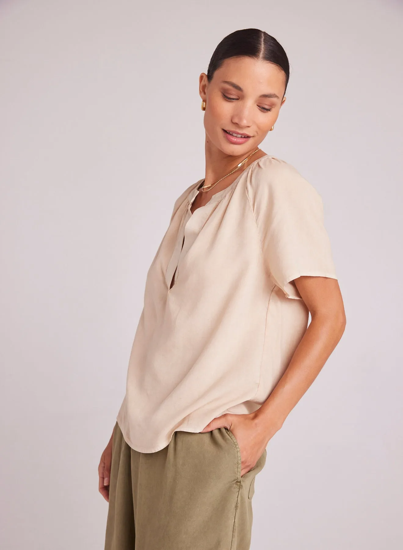 Flowy Short Sleeve Pullover - Summer Khaki