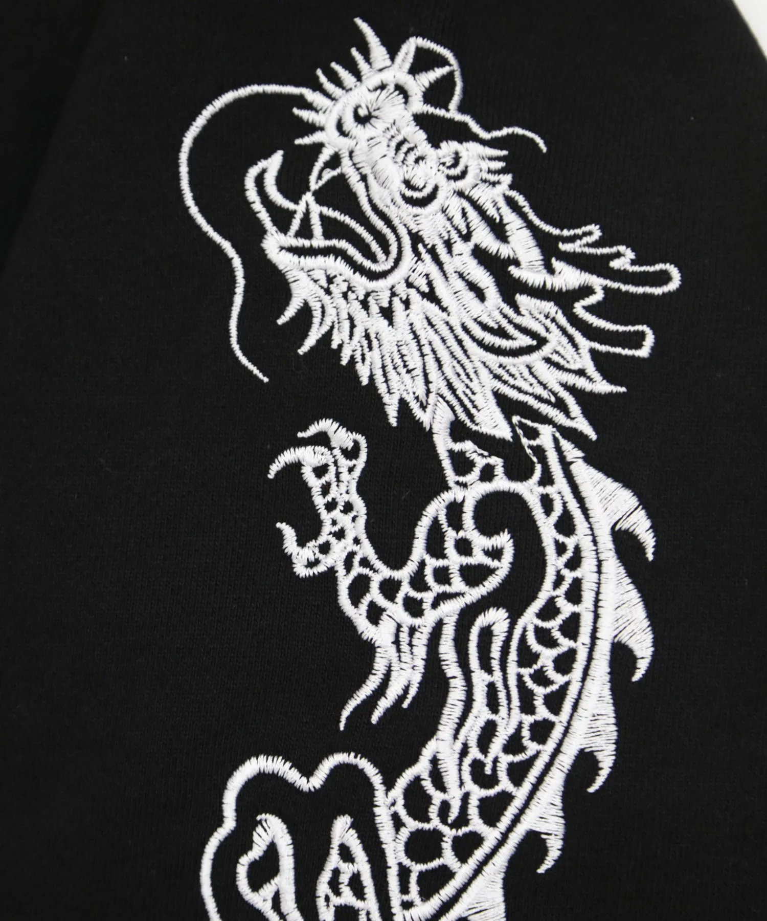 #FR2 DRAGON EMBROIDERY SWEAT SHIRT-BLACK