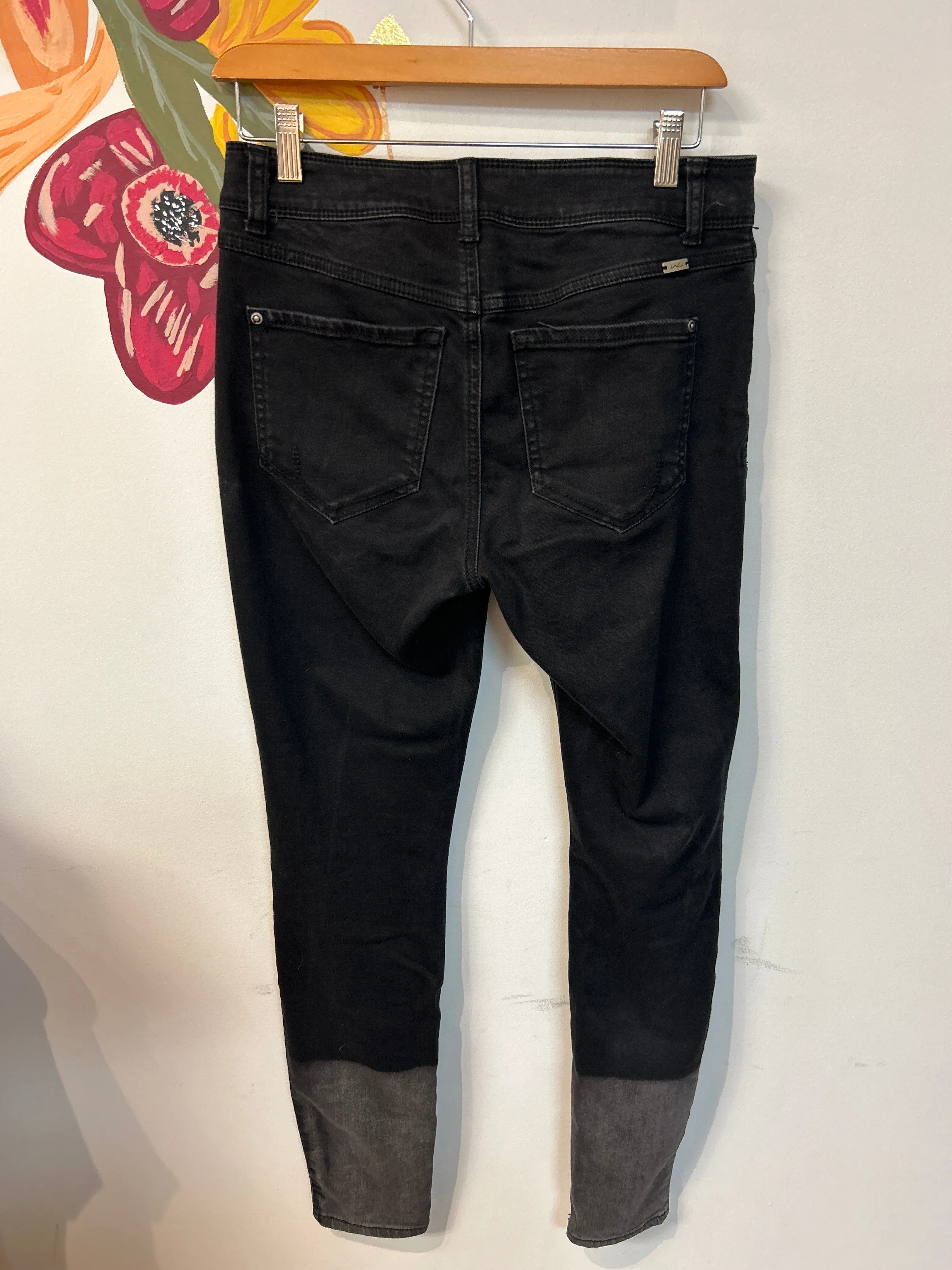 INC Black Skinny Jeans, 6