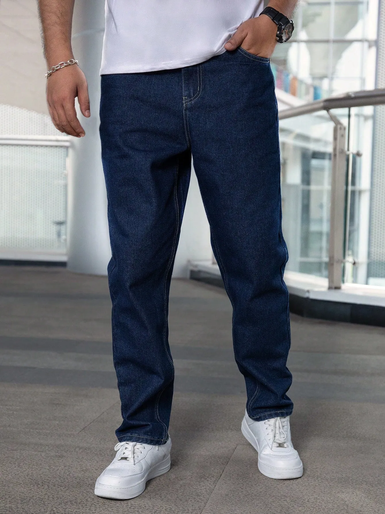 Men Cotton Slant Pocket Straight Leg Jeans