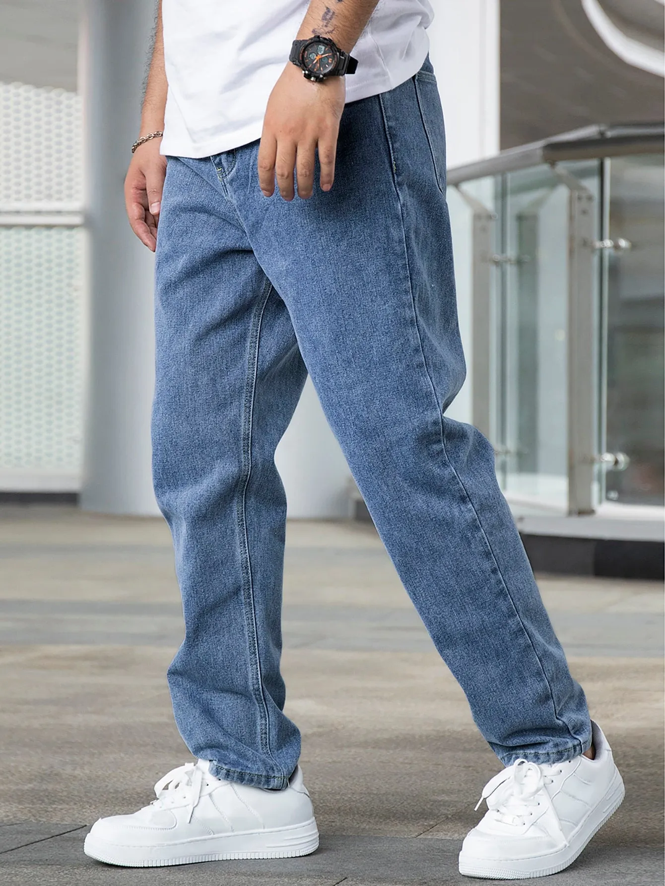 Men Cotton Slant Pocket Straight Leg Jeans