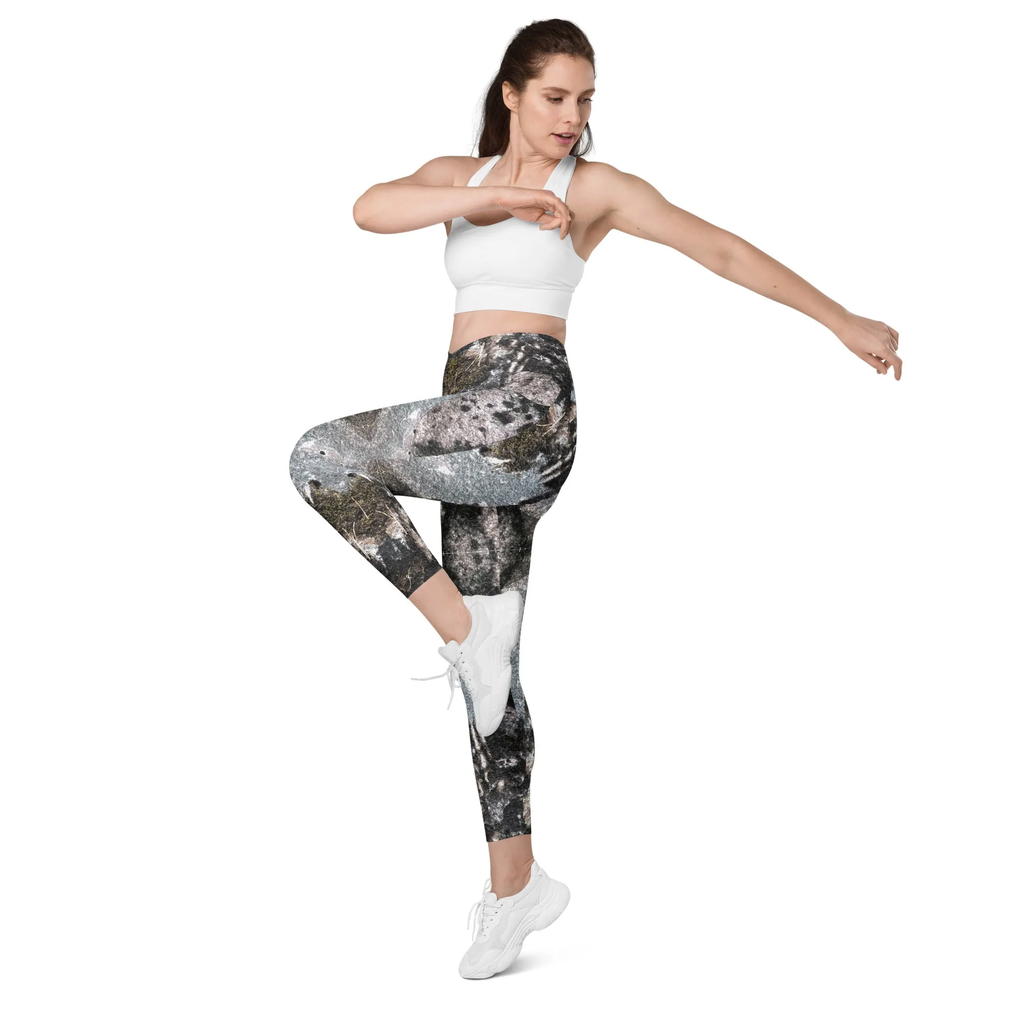 Mossy Rock Crossover leggings with pockets